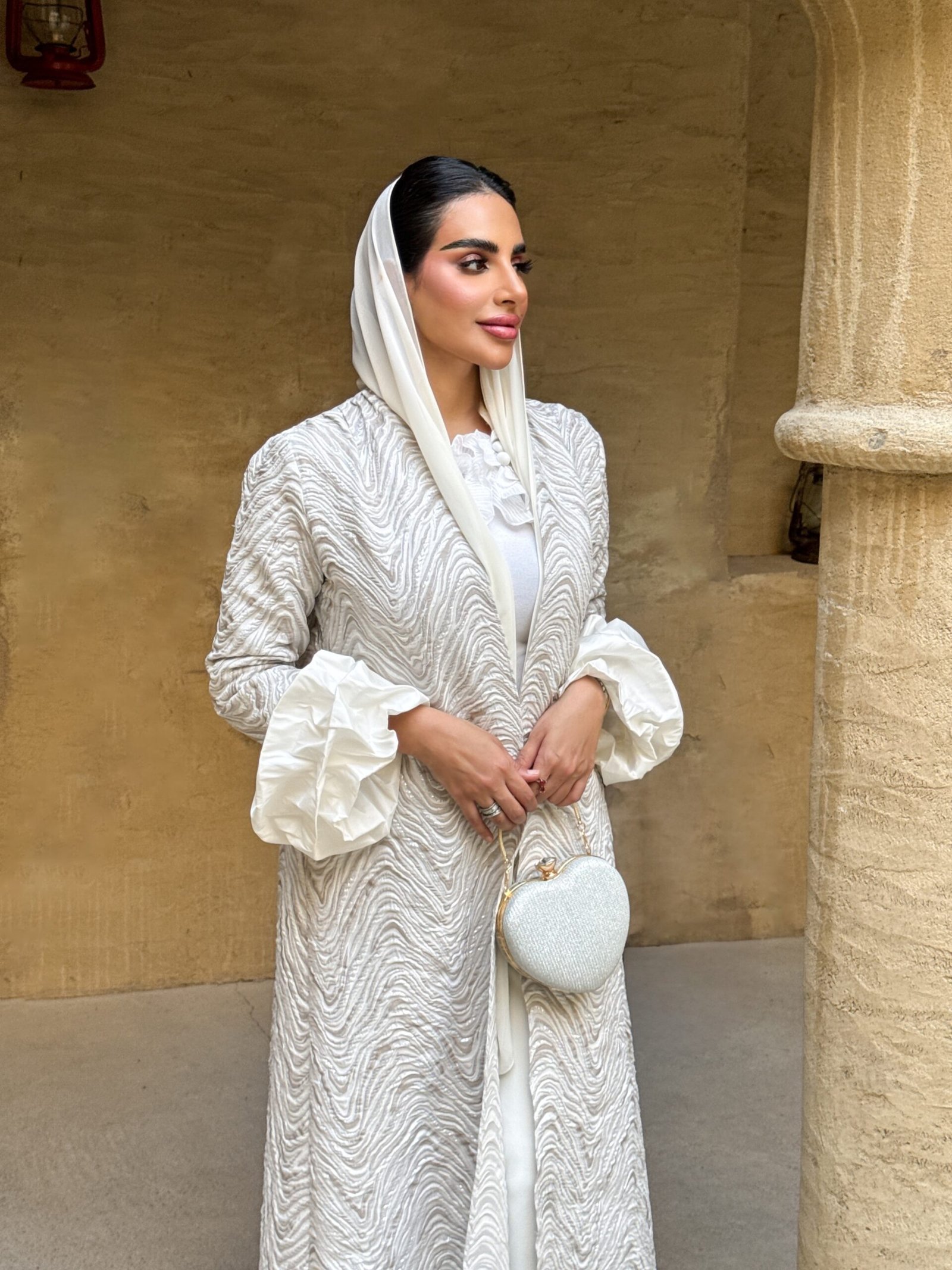 Luxury Jacquard Abaya with Taffeta Puff Sleeves – Full Set with Inner & Sheilah